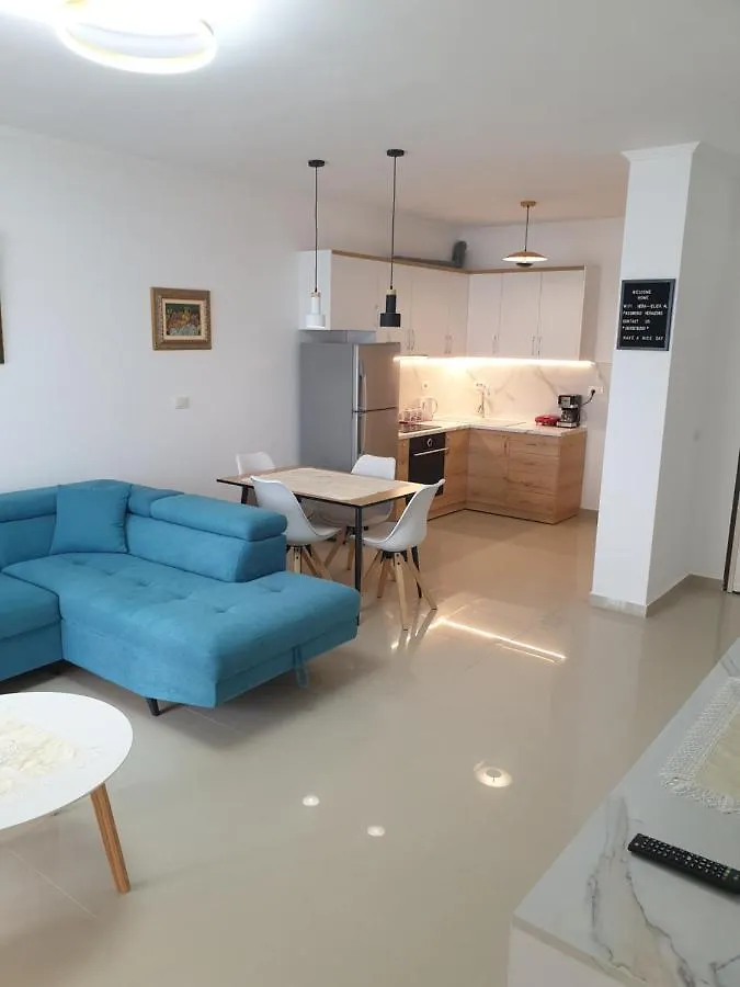 Hera Premium Apartments Sarande 0*,